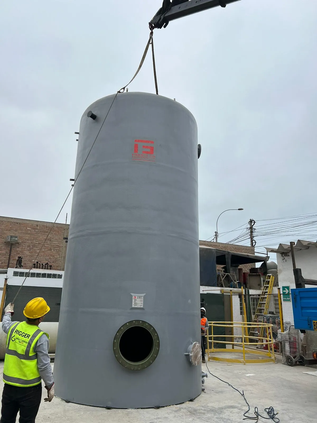 Cliente_ Aje fabricación de tanque de 40m³ de PRFV